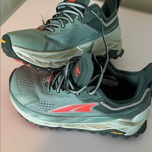 Altra Olympus 5 Trail Shoes